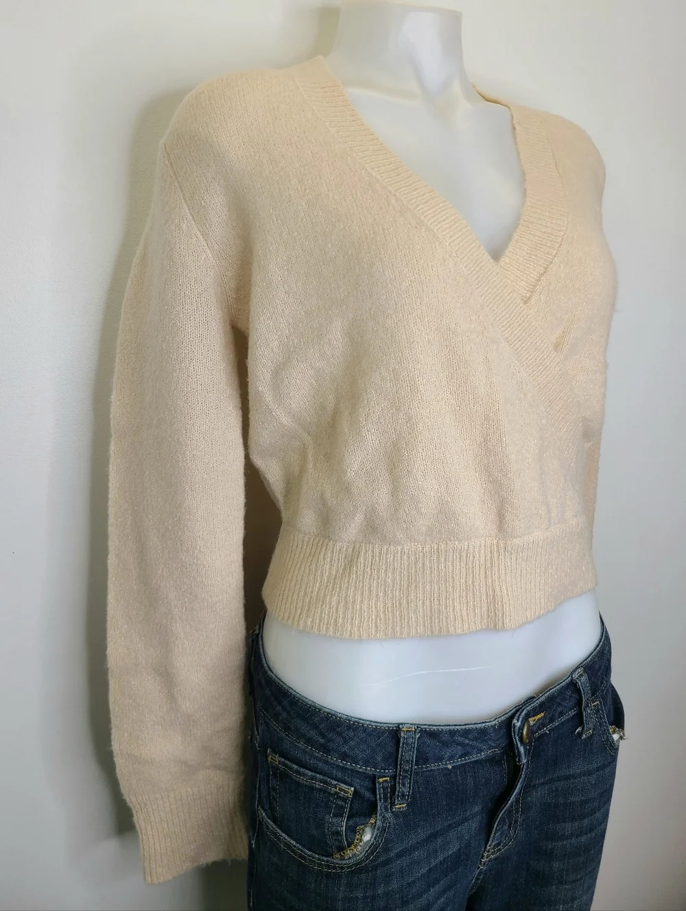 Cotton Candy LA Cream Beige V-Neck Faux Wrap Sweater Small Medium - Picture 8 of 12